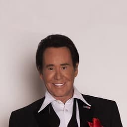 Aaron Wayne