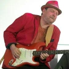 Earl Lee