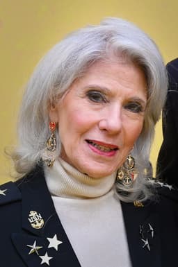 Jamie deRoy