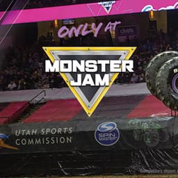 Monster Truck Wars