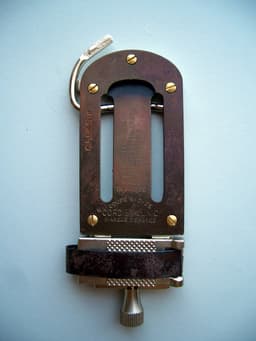 Reed Trimmer