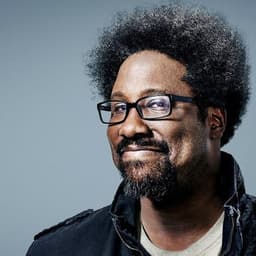 W Kamau Bell