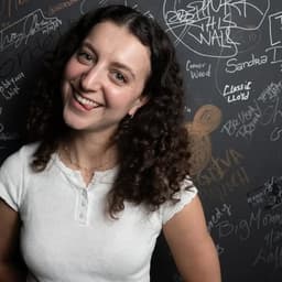Yvette Segan